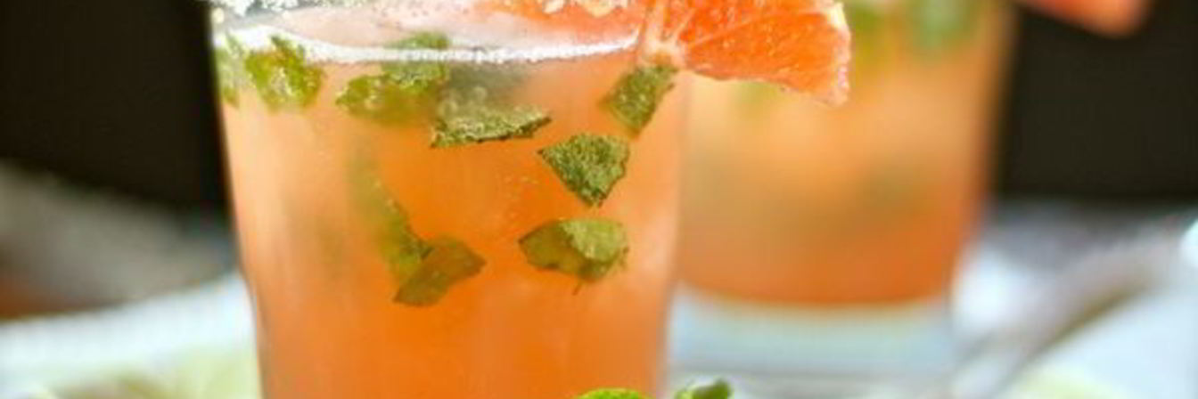 Быстрый грейпфрутово-мятный коктейль