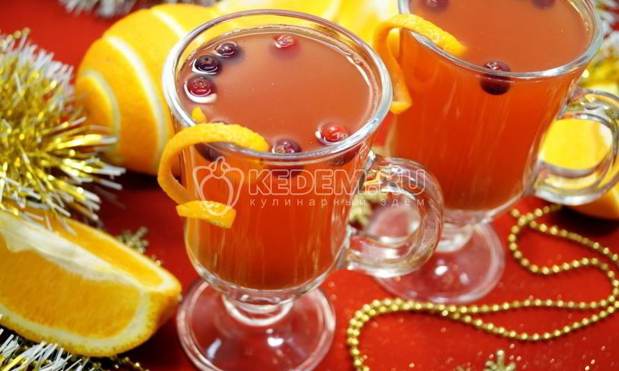 Рецепт глинтвейна из белого вина с апельсином и клюквой