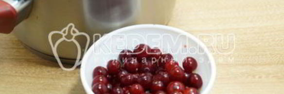 глинтвейн из белого вина с апельсином и клюквой