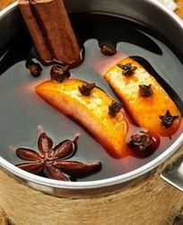 Глинтвейн с анисом и фруктами