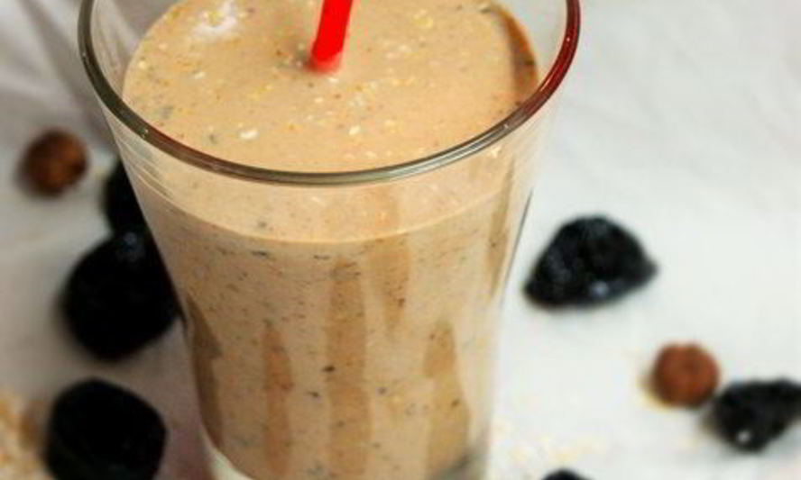 Рецепт кефирного коктейля с отрубями и черносливом