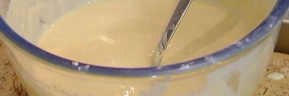 кефирные оладушки с кленовым сиропом