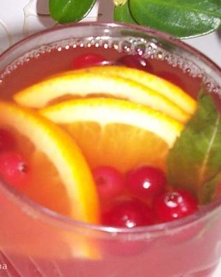 Клюквенно-апельсиновый пунш