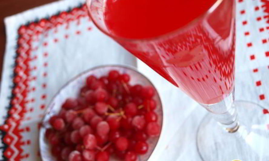 Рецепт напитка из калины с мятой и медом