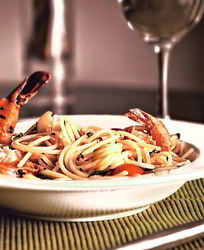 Паста с морским коктейлем