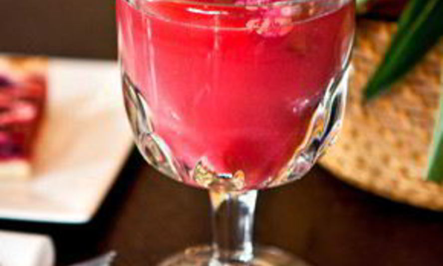 Рецепт пунша с лепестками роз