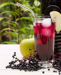 Сироп из бузины и яблок