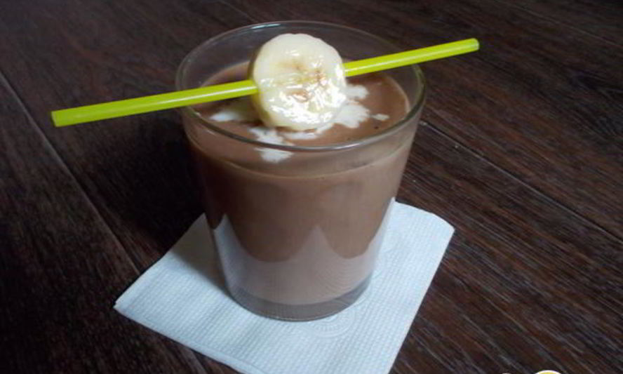 Рецепт бананова-шоколадного смузи фуэртевентура