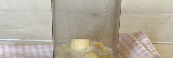 банановый смузи с молоком