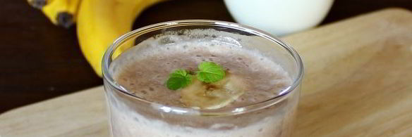 банановый смузи с молоком