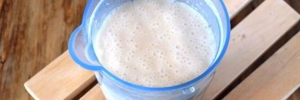 грушево-банановый смузи с кокосовым молоком