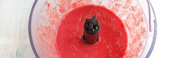 клубнично-черничный смузи