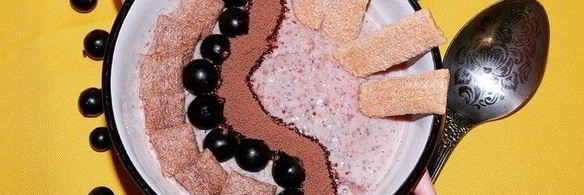 малиновый смузи-боул