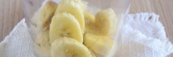 шоколадный смузи с бананом и кокосовым молоком