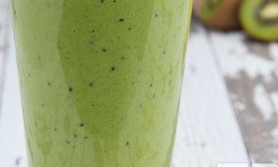 Рецепт смузей из банана, киви, шпината