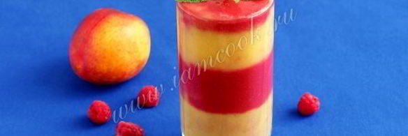 смузи из персика и малины