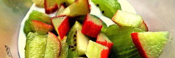 смузи из ревеня, киви и банана