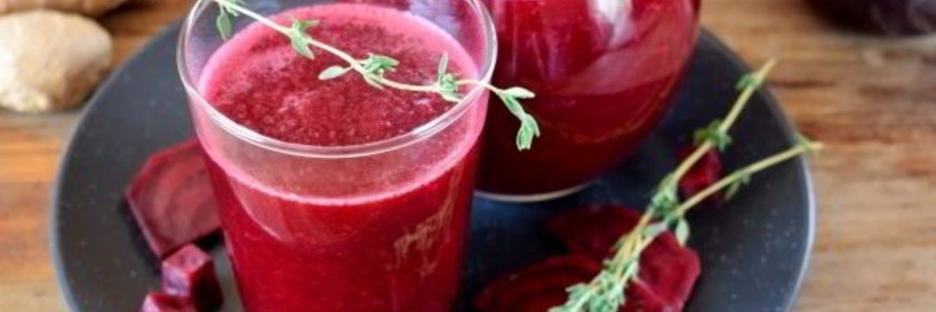 Смузи из свеклы с сельдереем