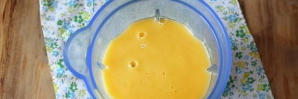 смузи из яблока и консервированного манго