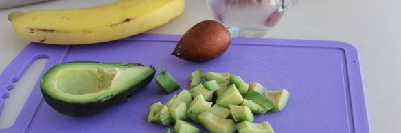 смузи с авокадо и бананом