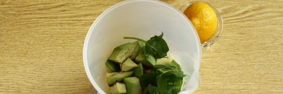 смузи с авокадо и яблоками