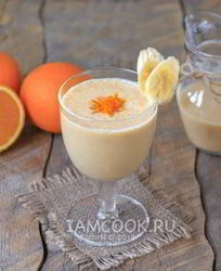 Смузи с бананом и апельсином