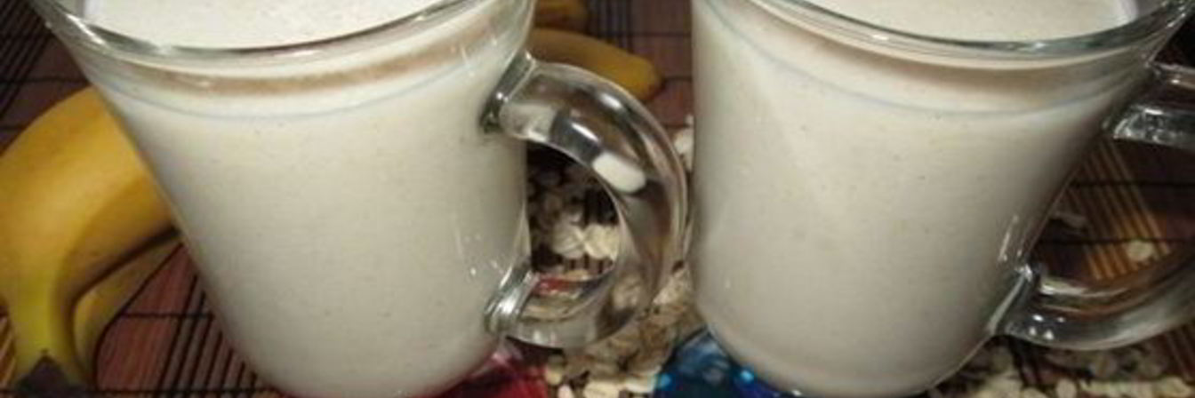 Смузи с бананом и молоком
