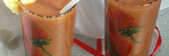 смузи с бананом и зеленым чаем