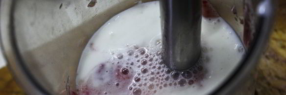 смузи с малиной и бананом