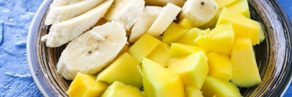 смузи с манго и бананом