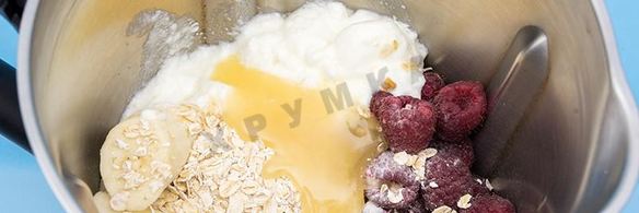 смузи с овсяными хлопьями и бананом