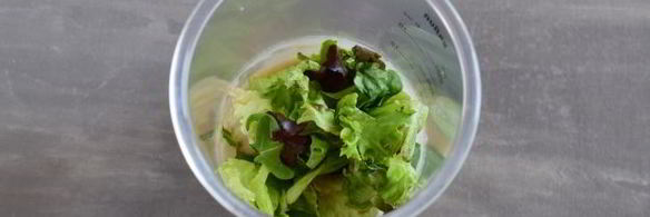 смузи с сельдереем и семенами льна