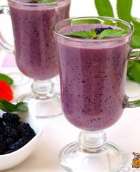 Смузи с шелковицей