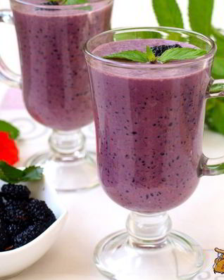 Смузи с шелковицей