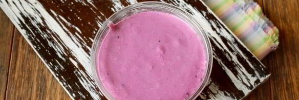 смузи с творогом, овсянкой и смородиной