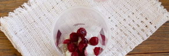 смузи с творогом, вишней и какао