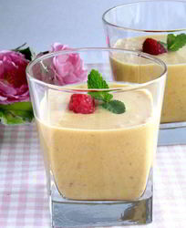 Смузи с тыквой и малиной