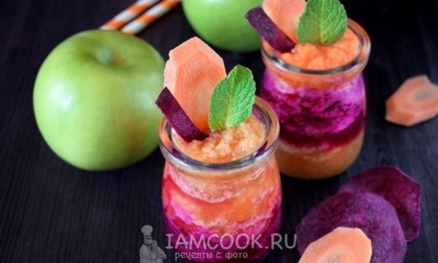 Рецепт смузей со свеклой, морковью и яблоком