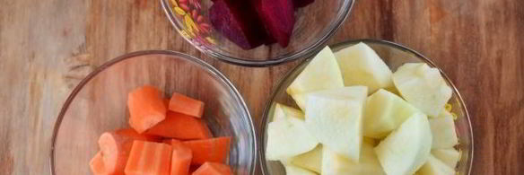 смузи со свеклой, морковью и яблоком