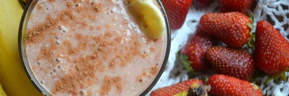 смузи со свежей клубникой