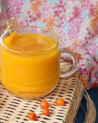Солнечный смузи с тыквой и облепихой