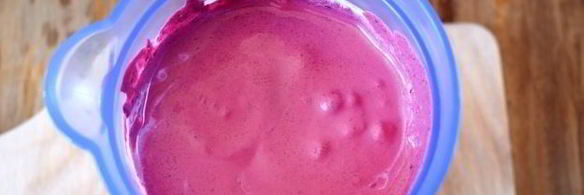 творожный смузи с черникой и простоквашей