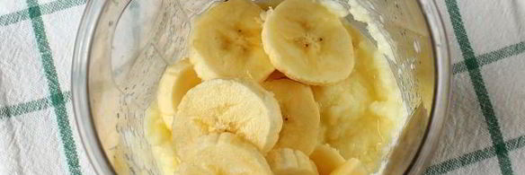 яблочно-банановый смузи с имбирем