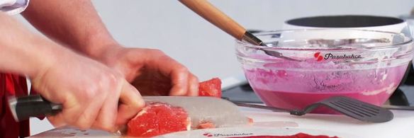 свекольные блинчики и чайный напиток