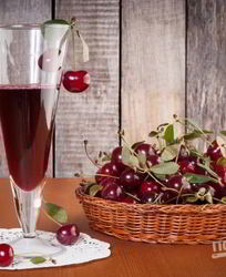 Вино из вишни без дрожжей