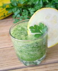 Зеленый коктейль с кабачком