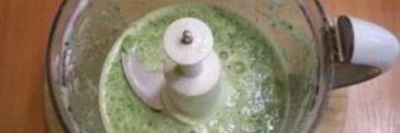 зеленый коктейль с кабачком