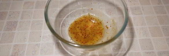 французский салат из хурмы с козьим сыром