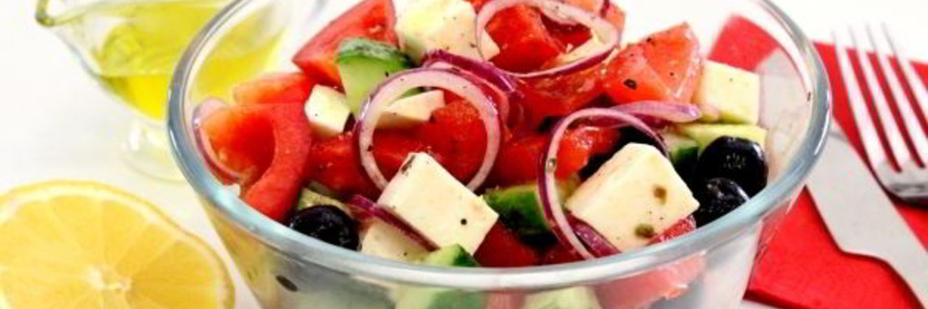 Греческий салат с брынзой