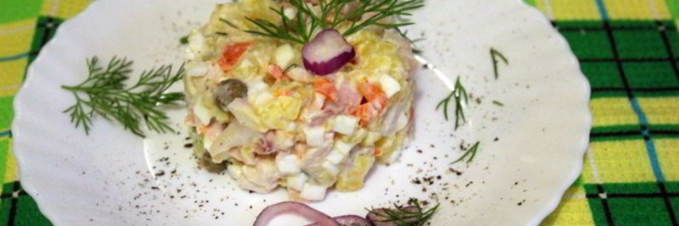 Картофельный салат с кальмарами